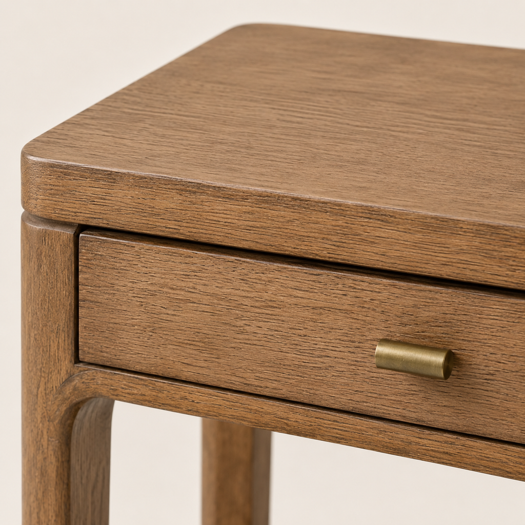 Customizable Accent Table